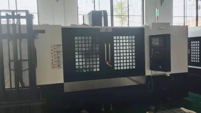 數控加工中心怎么換刀？